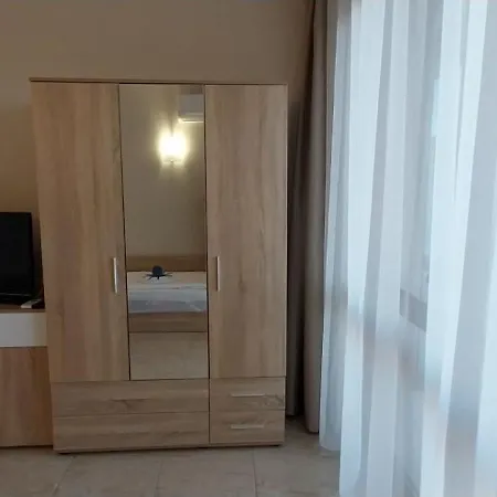 Sea Dreams Aparthotel