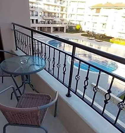 Апарт-отель Sea Dreams 4*